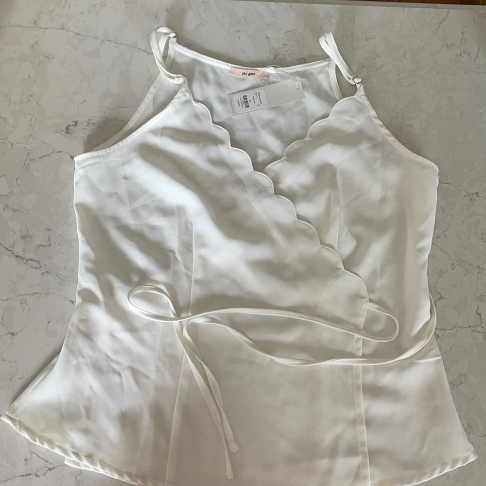 Mi Ami White wrap tie sleeveless topsize small
